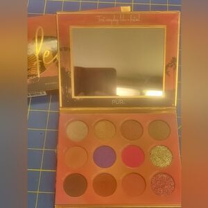 PUR festival 12 Piece Pressed Pigment Palette